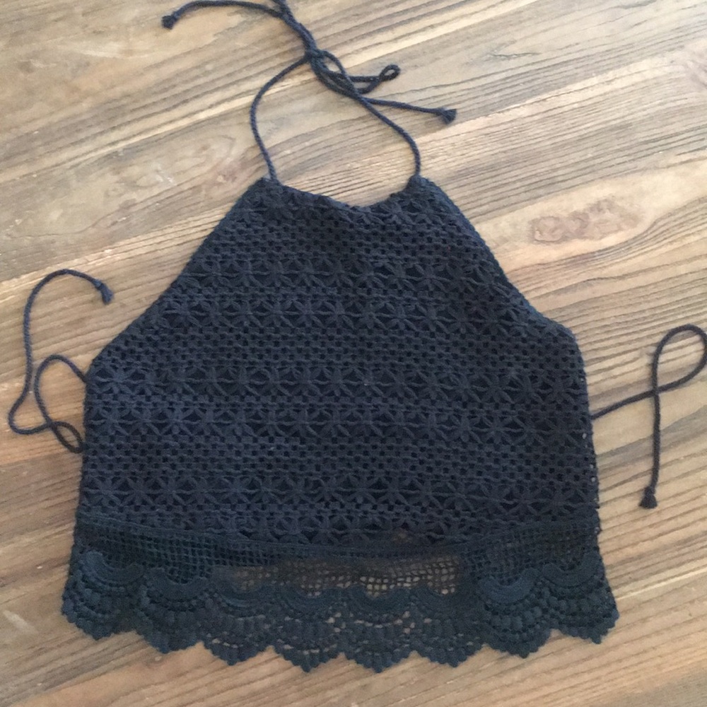 Black crochet crop top NWT Small